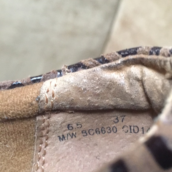 Born - Picture 3 of 6